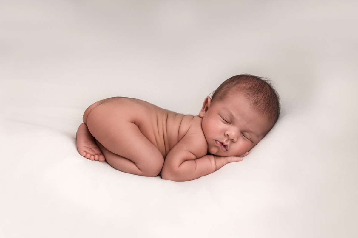 Noosa newborn photographer